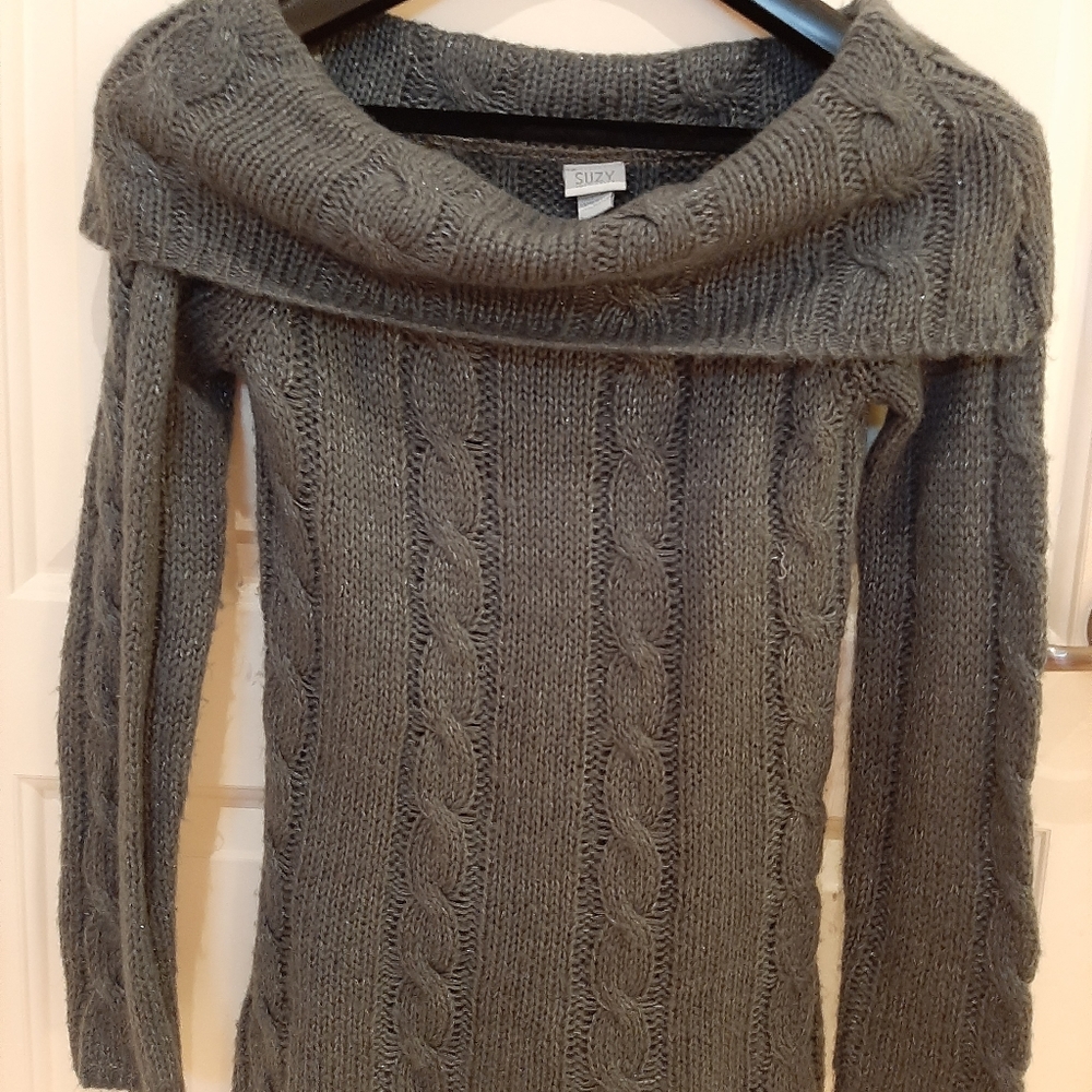 Suzy off shoulder cardigan